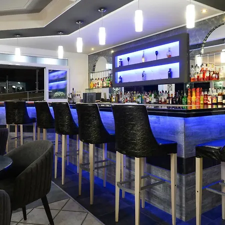 Kerkyra Island Aparthotel Mesongí