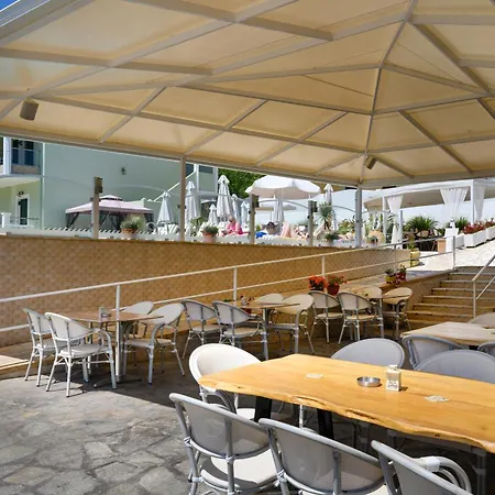 Lägenhetshotell Kerkyra Island